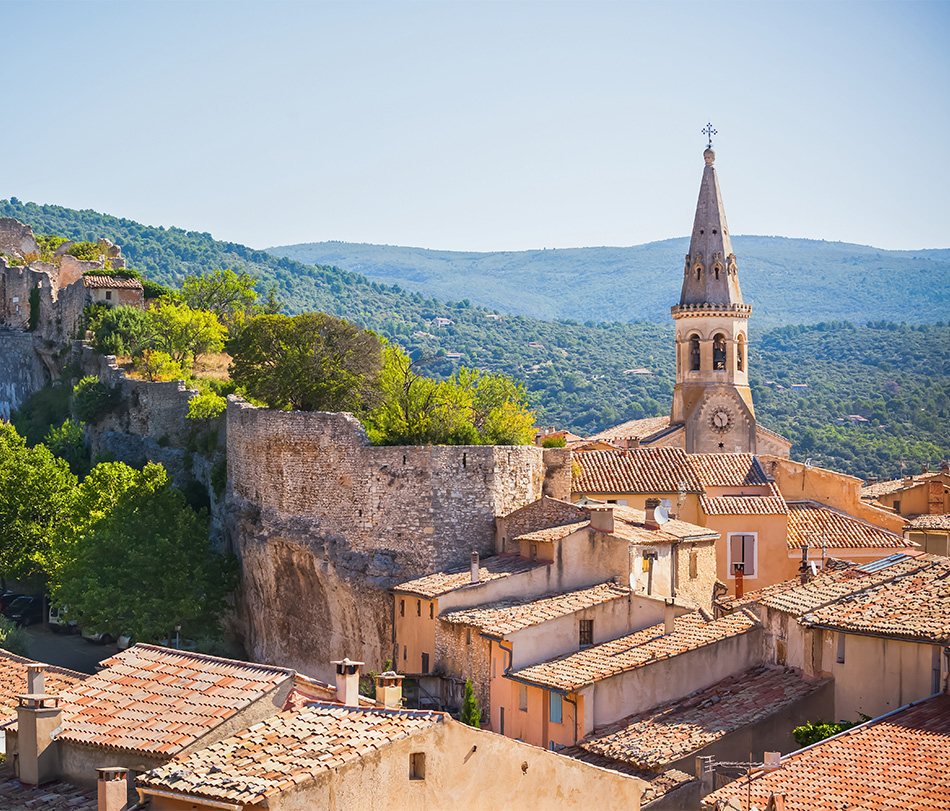 decouvrir apt un village typiquement provencal a ne pas manquer