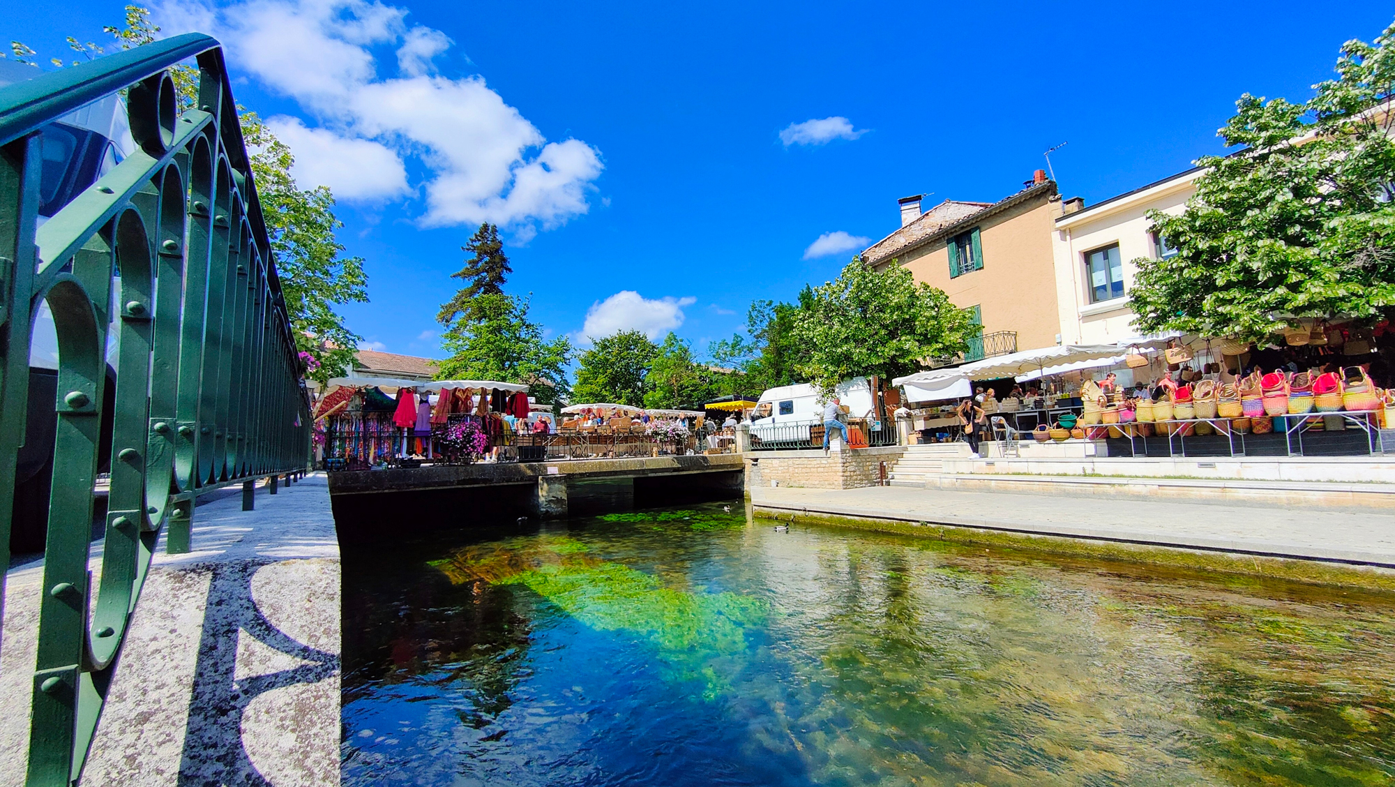 village des artistes isle sur la sorgue